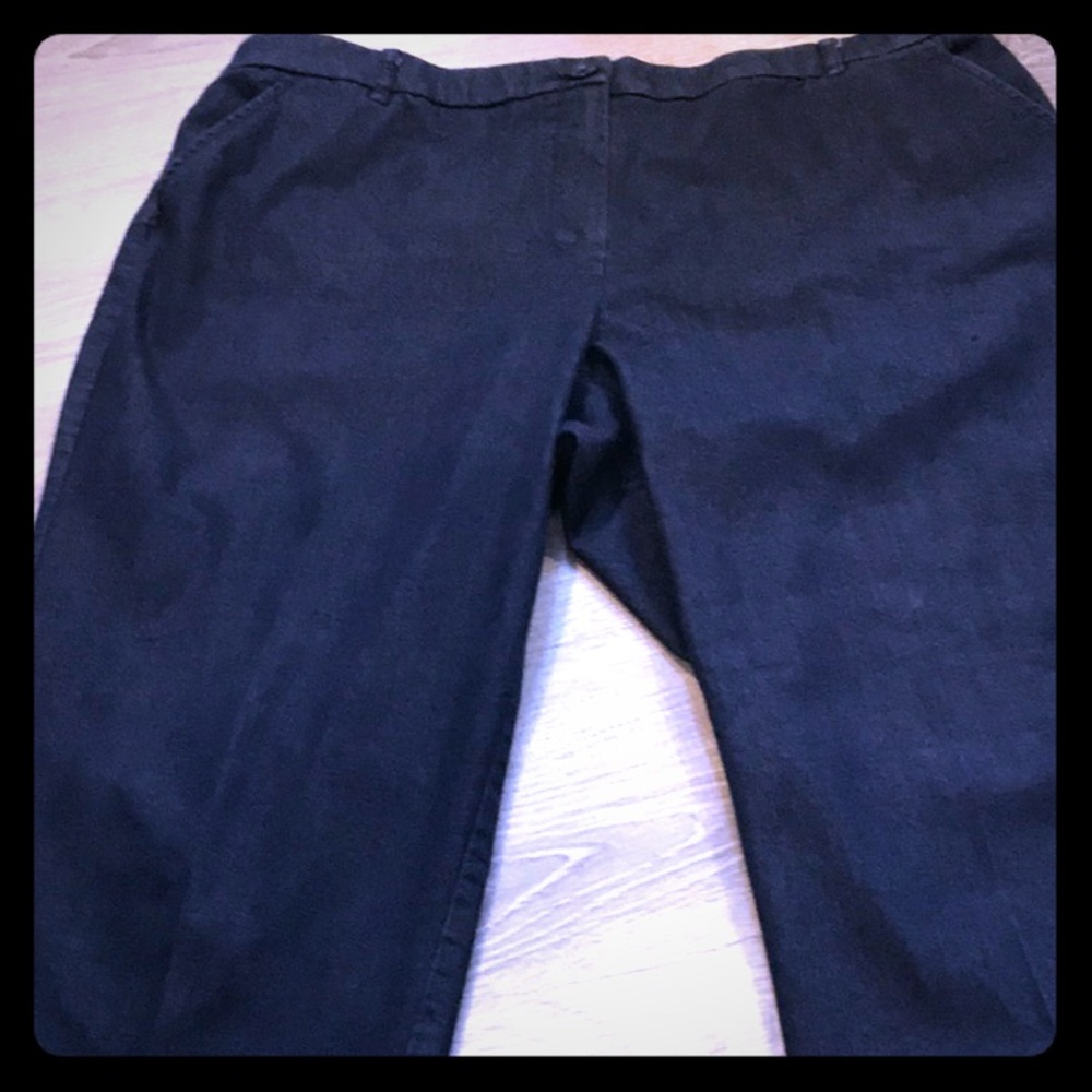 🔹🔷Larry Levine denim capris 🔷🔹